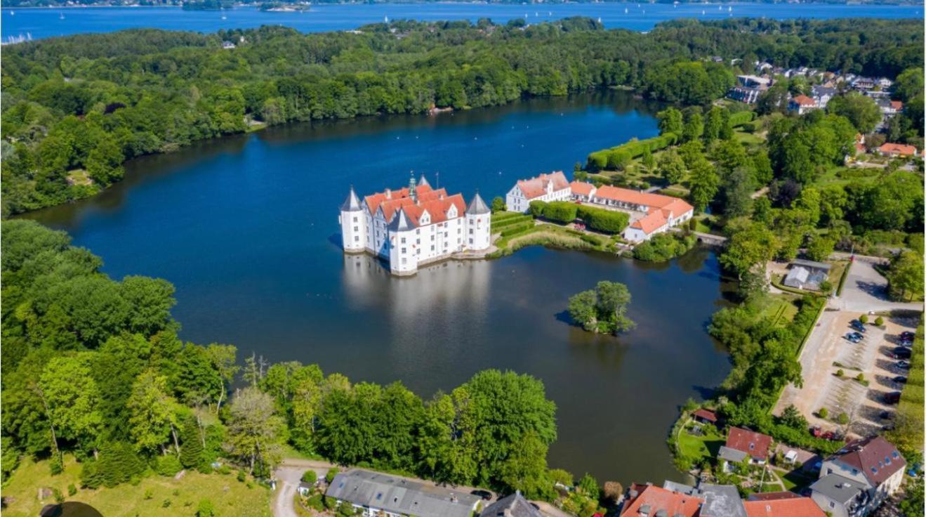 Ferienwohnung Am Schlosspark Glücksburg المظهر الخارجي الصورة